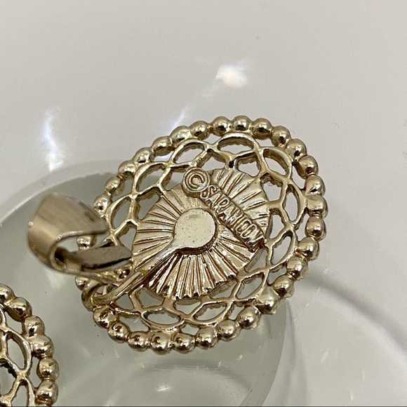 Vintage Sarah Coventry Cameo Earrings & Brooch - Picture 9 of 15